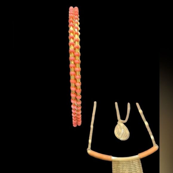 3 PIECE NECKLACE AND BRACELET SET - Picture 3 of 9